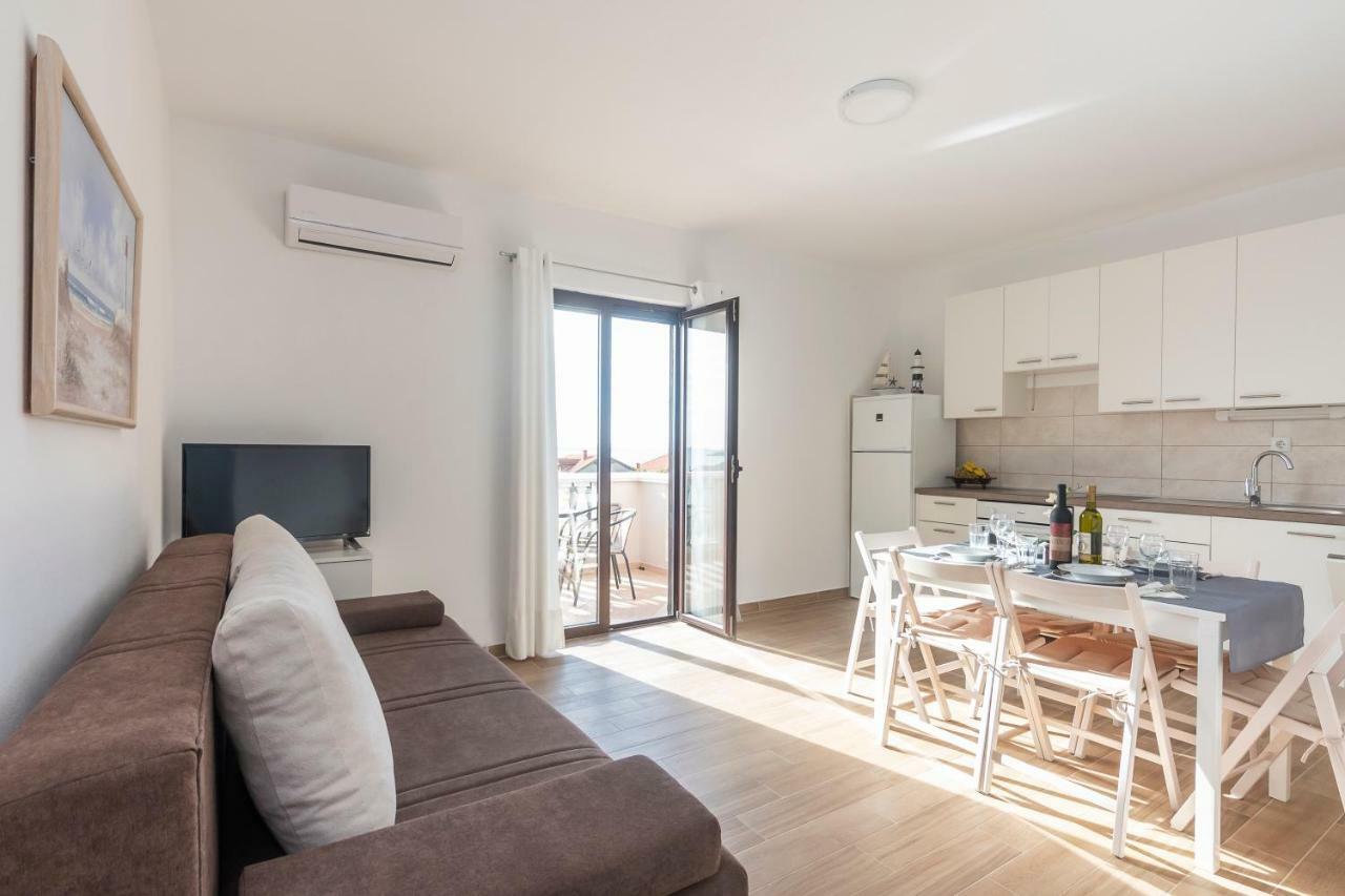 זאדאר Apartman Lipotica Diklo מראה חיצוני תמונה
