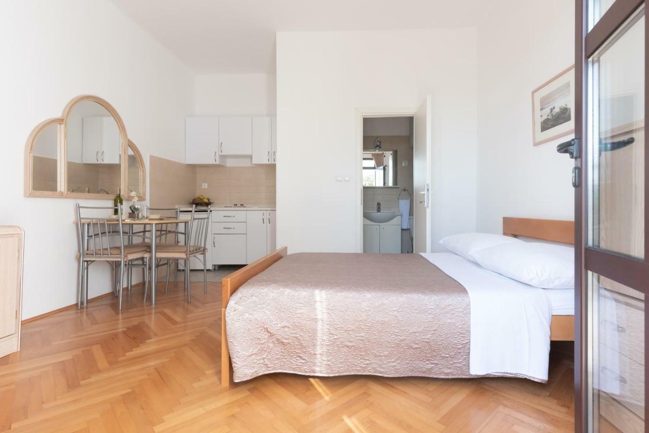 זאדאר Apartman Lipotica Diklo מראה חיצוני תמונה